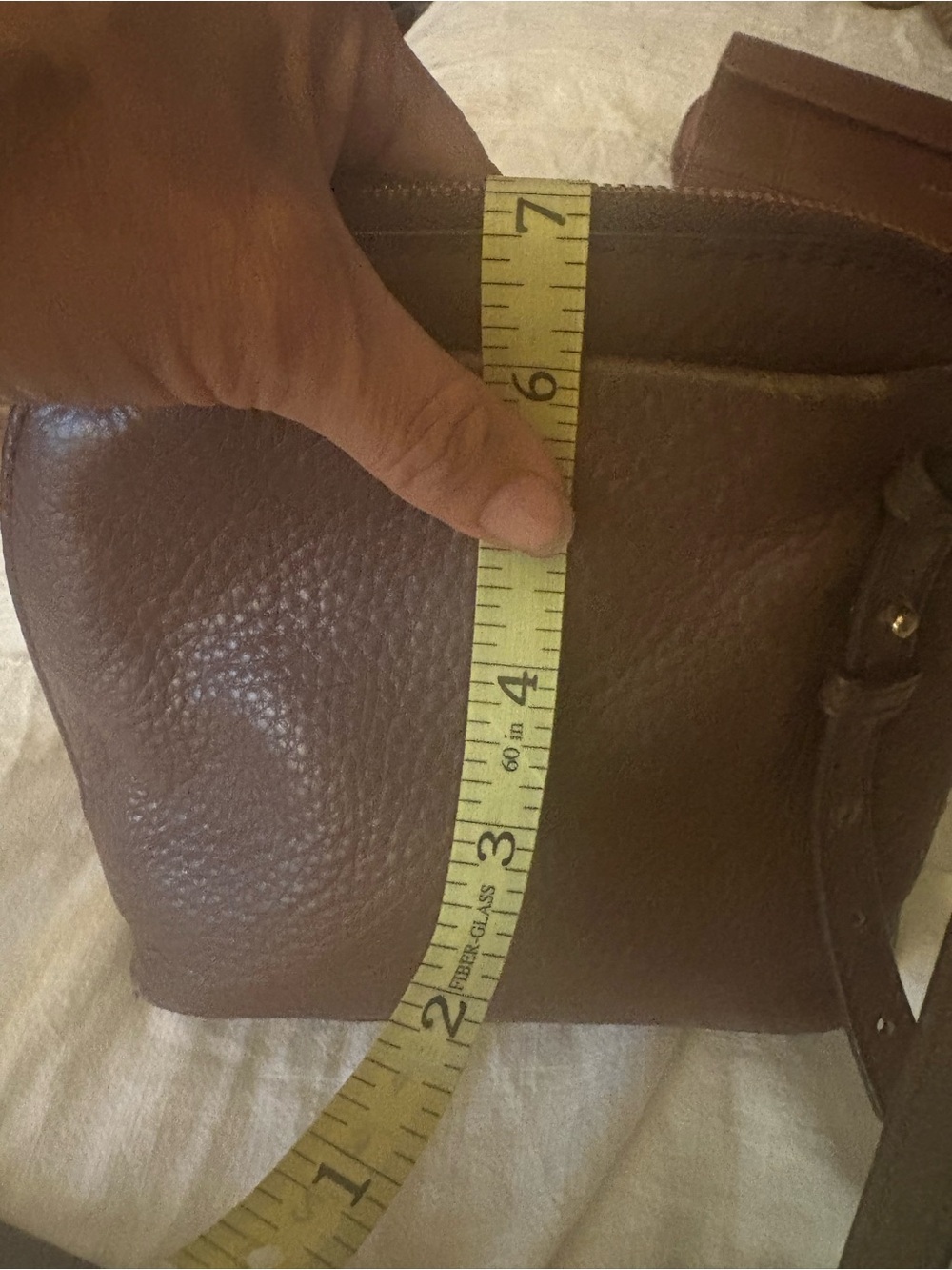 HOBO small brown leather crossbody purse - Picture 7 of 14